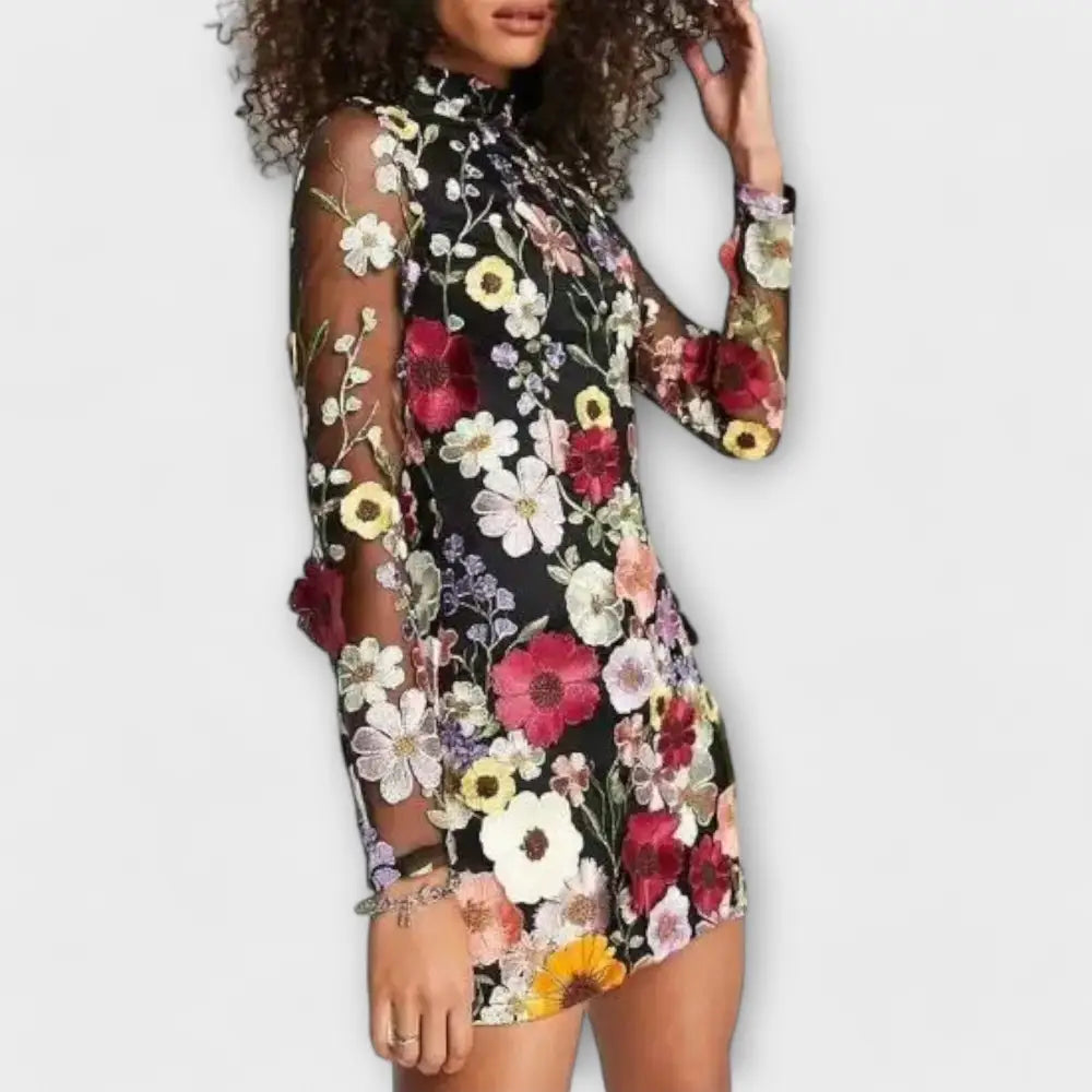 Elena – Vestido Encanto Floral Atemporal
